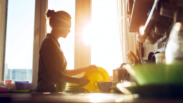 Güneşi Göremesen de Işığını İçeri Al