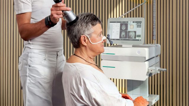 Alzheimer’da TMS tedavisi işe yaramaz! İşe yarayan TPS tedavisidir
